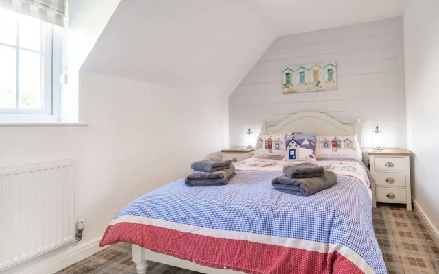 Lilipad Cottage