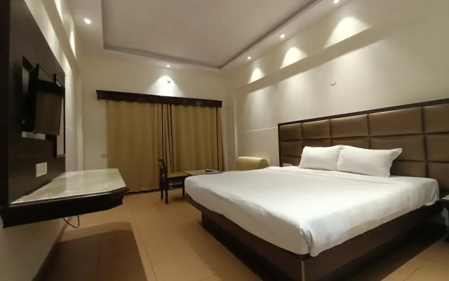 Royal Garden Resort