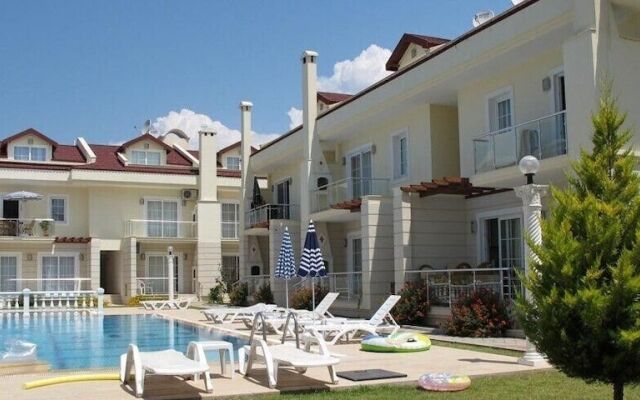 Villa CEB1 by JoyLettings