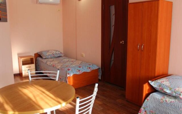U Azovskovo Morya Mini-hotel
