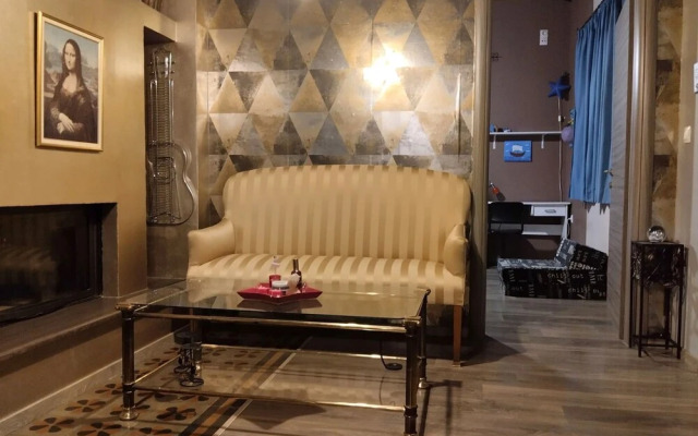 Mona Lisa Guest House