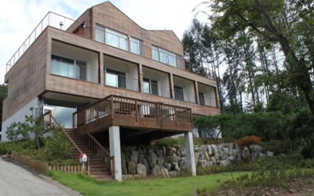 Yeonkot hosu pension