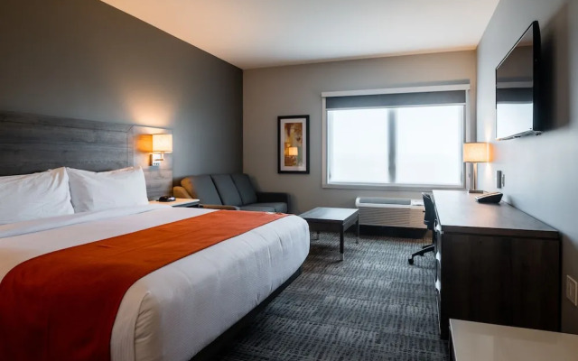 Amsterdam Inn & Suites Florenceville-Bristol