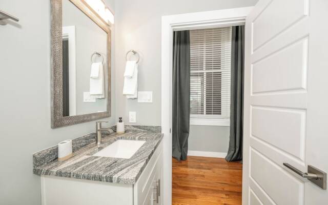 Findlay Market Suite 1