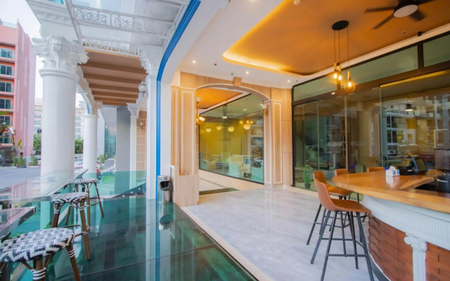 Sira Grande Hotel and Spa