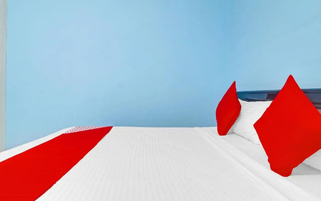 OYO Flagship 80554 Hanuma Residencies