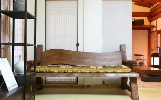 Gwiae Traditional House