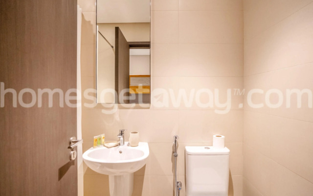 KeyOne - 3BR with Maids in Downtown Views