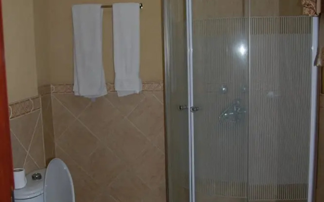 Arusha Center Inn