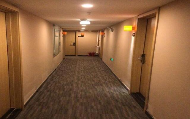 7 Days Premium·Shenyang North Railway Station North Square