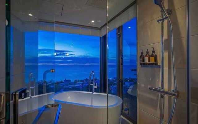 Onna Oceanview suites