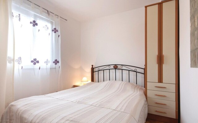 Beautiful Home in Pula With Wifi and 1 Bedrooms