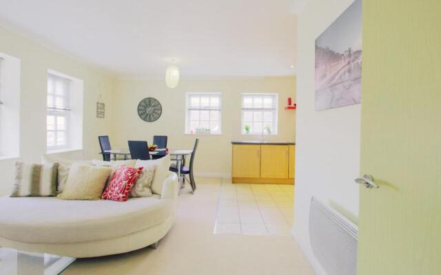 Starview Apartment 101