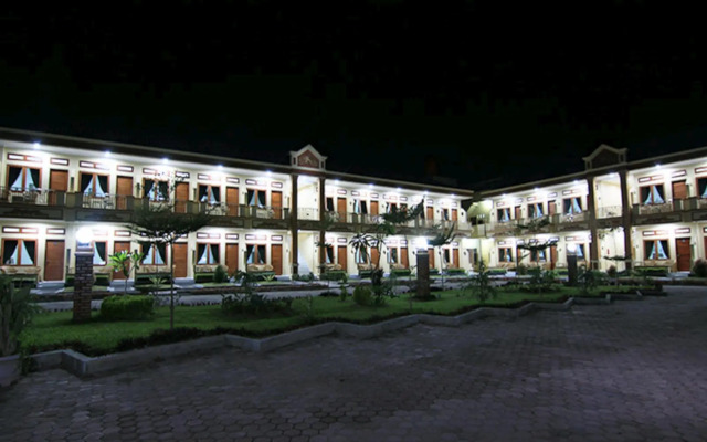Rogate Beach Hotel