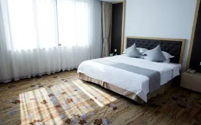 Luyi Resort Hotel