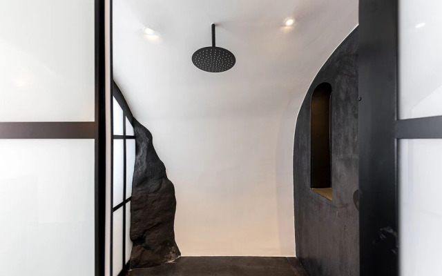 Olvos Luxury Suites