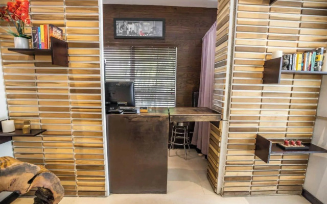 The Shoreline Suites