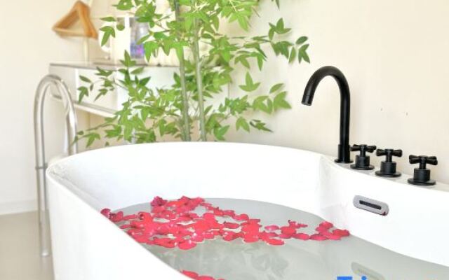 Shanghai Rainbow Garden Resort Homestay
