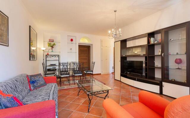 Dolfin - Nel Centro di Stresa - by Impero House