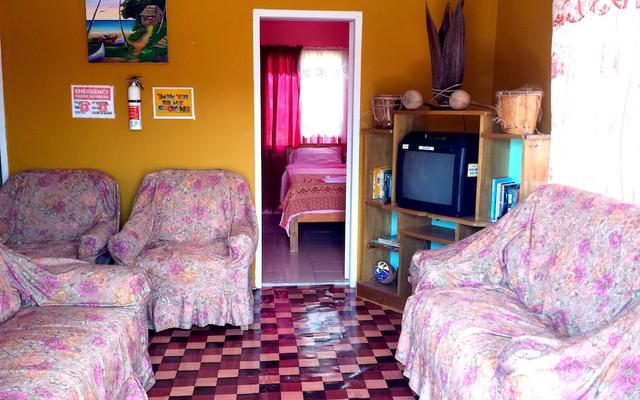 Belize Cultural Adventure Guesthouse