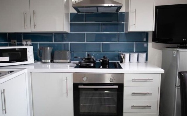 Elegant Apartment in Worcester Near the Racecourse
