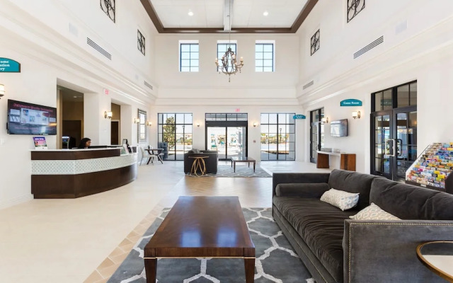 Family-friendly Oasis With Game Room & Pool