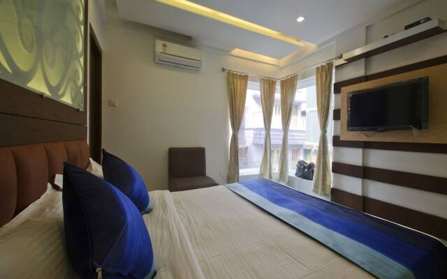 OYO 8433 Hotel