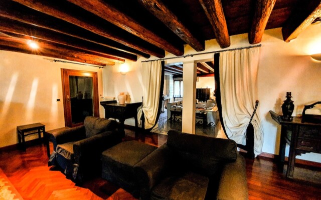 Villa Foscolo - Luxury Rooms & Apartments