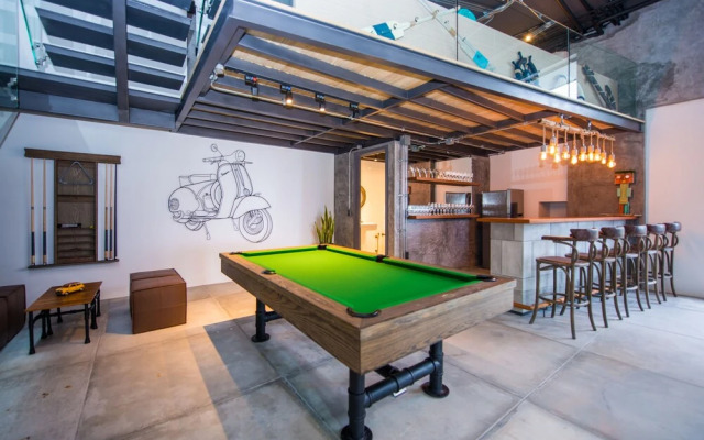 Luxury 5-Bedroom Villa With Games Room In Kata