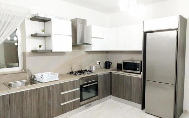 Stylish apartment in ideal location