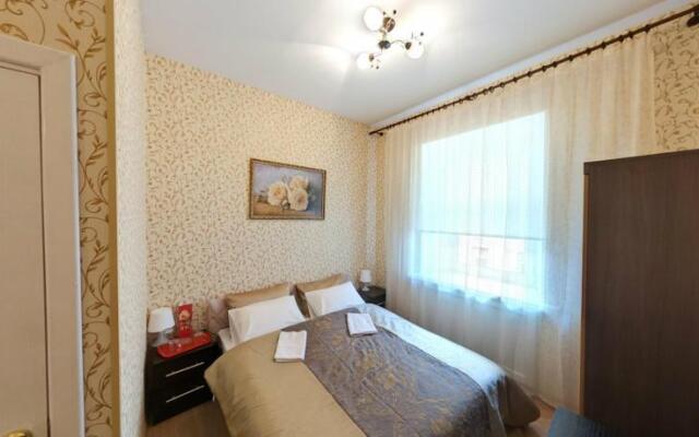 Happy Hotel