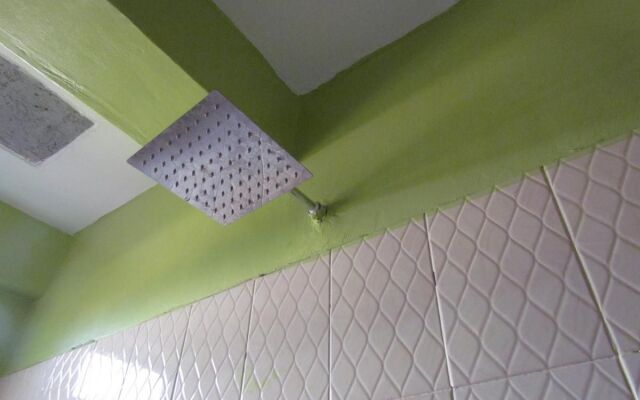 Raygreen Hotel