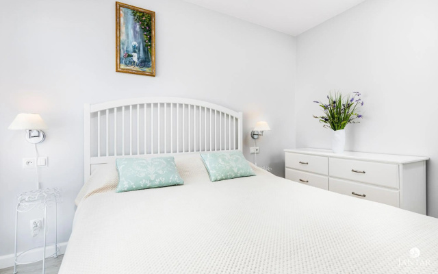 Jantar Apartamenty - Bałtycka 6