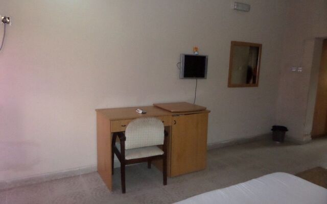 Kebbi Hotel