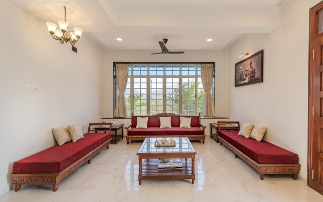 CosmicStays Ekantam - Mountain View Villa near Pune