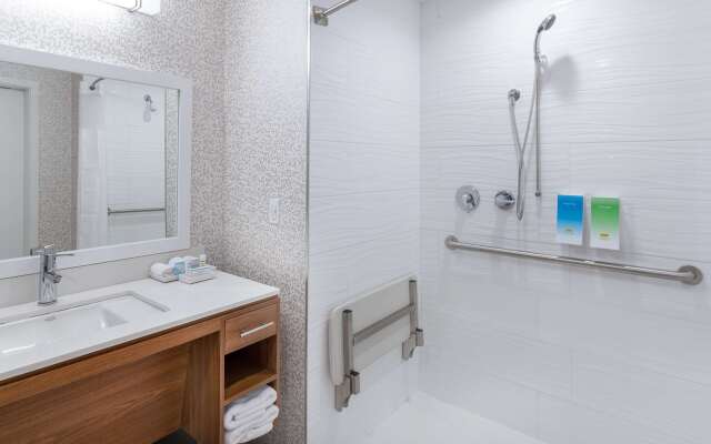 Home2 Suites Raynham/Taunton, MA