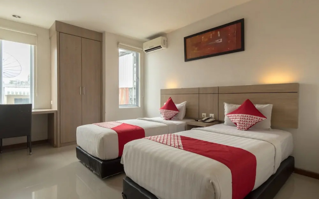 Putra Mulia Hotel