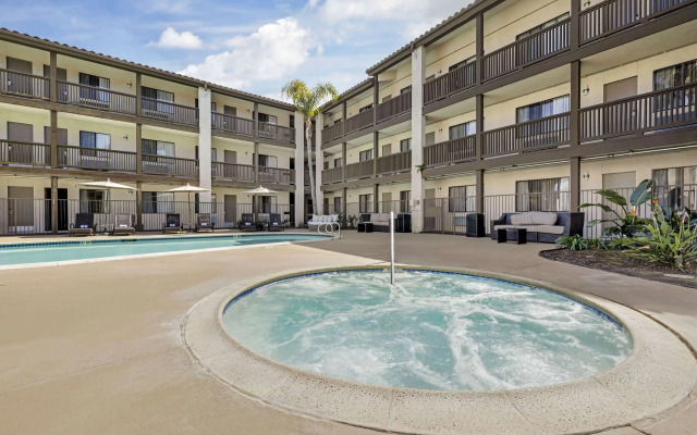 Best Western Carlsbad by the Sea