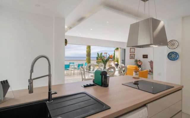 Villa Beach Club