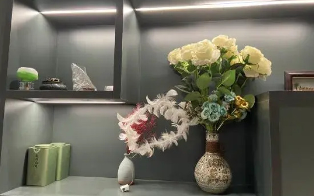 Ruixue Hostel (Shanghai Zhujing Zijin Plaza)
