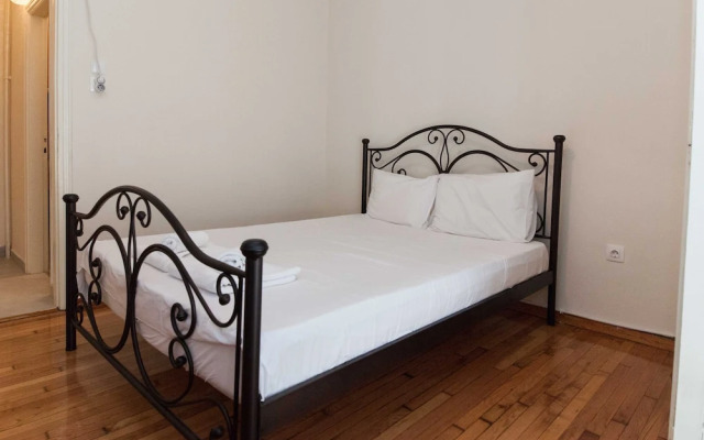 City Center Simple Apartment Stay