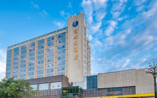 Guangming Hotel Weinan