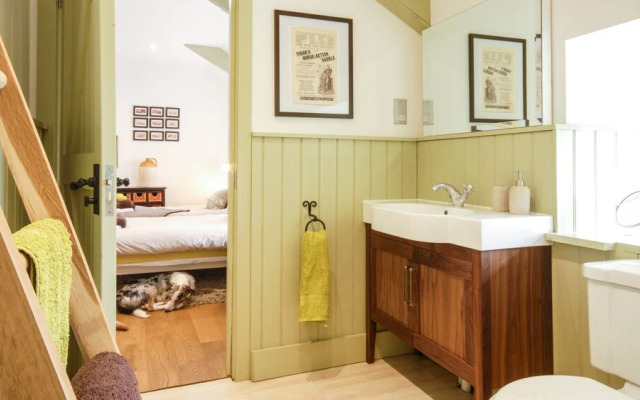 The Saddle and Stable Rooms