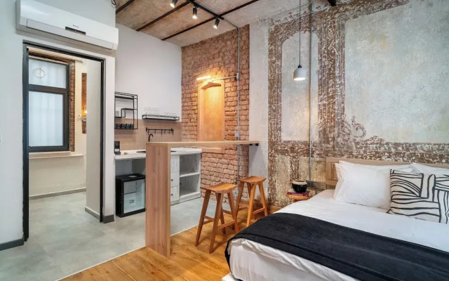 Urban Quarters - Büklü Han