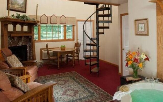 HideAway Country Inn