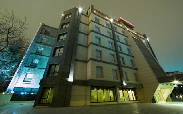 Point Hotel Baku