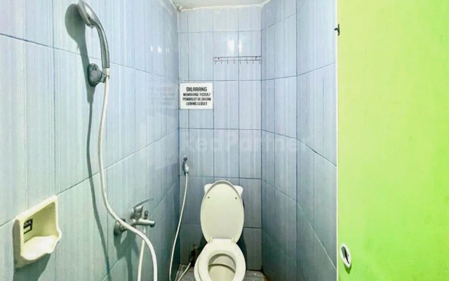 Hotel O Near Universitas Negeri Medan Formerly Rose Guest House – Bathroom – Medan