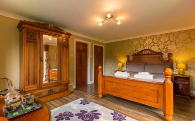 Host Stay Four Seasons