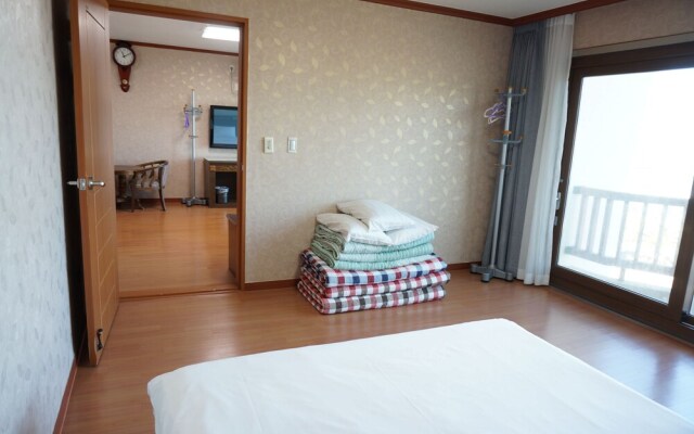 Nobel Resort Pension