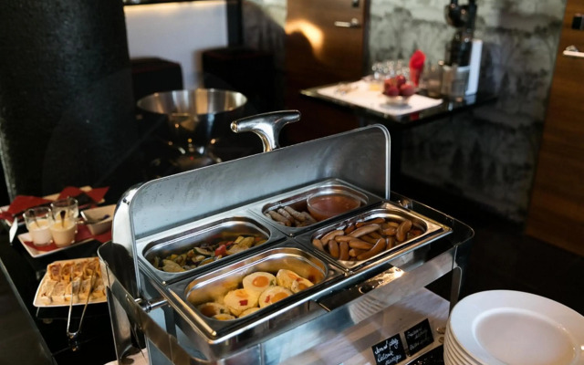 Pytloun City Boutique Self Check-in Hotel
